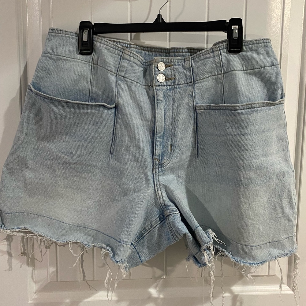 🛍️SALE…Light Blue Denim Women's Shorts
